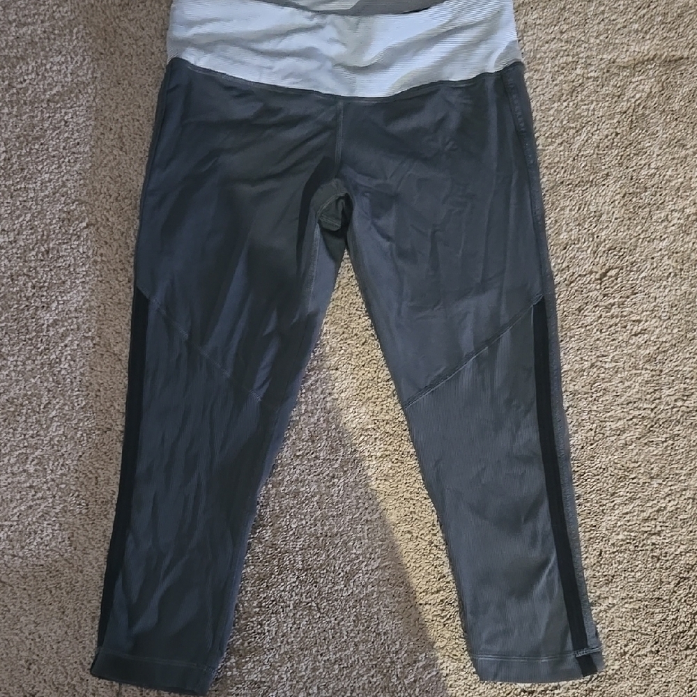 Lululemon Capri Leggings